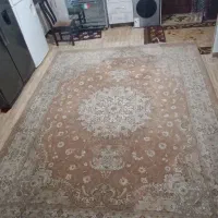 فرش ۱۲ متری کاملا سالم