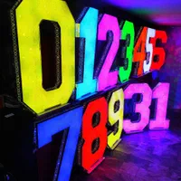 استند عدد تولد بگراند عقدی میز ظروف بادکنک آرایی