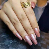 کاشت ناخن،اکستنشن مژه،کراتین،بافتمو،اصلاح