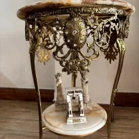 میز برنجی|میز تلفن|تهران, هفده شهریور|دیوار