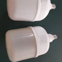 تعدادی لامپ در حد صفر|لامپ و چراغ|اسکو, |دیوار