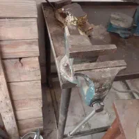 ۳ عدد پرس دستی ۱۶ و ۱۸ کیلو و دو گیره|حراج|تهران, اتحاد|دیوار