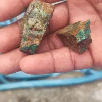 فروشنده سنگ