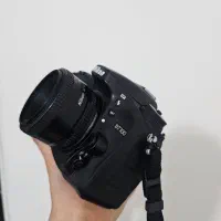 دوربین نیکون d7100 بسیار کم کار
