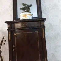 کنسول چوبی و آیینه