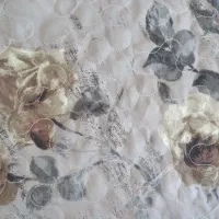 روبالشی|رختخواب، بالش، پتو|لالجین, |دیوار