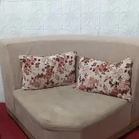 مبل نه نفره در حد نو|مبلمان خانگی و میز عسلی|زاهدان, |دیوار