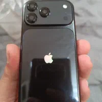 یک دستگاه آیفون ۱۷ پرومکس مینی آکبند