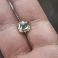 الماس ۵.۰۱۲ قیراطی طبیعی  زمرد یاقوت عقیق کهربا