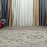 پرده و توشک و بالشت دوخته میشود