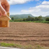 زمین امام رضا