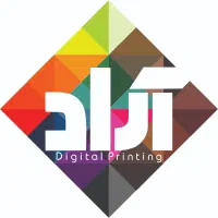 طراح گرافیک آشنا به ایلاستریتور، کرل یا فتوشاپ