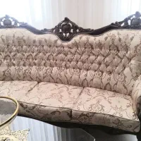 مبل ۹ نفره سلطنتی همراه میزعسلی