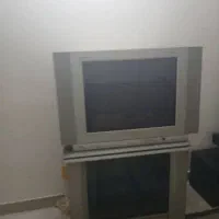 تلویزیون ومیز تلویزیون ۲۹ اینچ