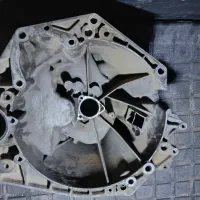 پوسته سر جلو گیربکس