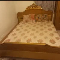 تخت خواب دو نفره همراه دراور چهار کشویی تمیز|تخت و سرویس خواب|کرج, حصارک بالا|دیوار