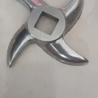 تیغه چرخ گوشت سالوادور