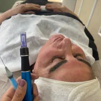 فیشال پاکسازی پوست