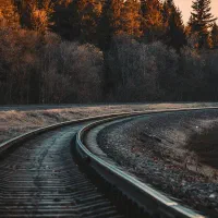 بلیط قطار و پرواز لحظه‌آخری با بهترین قیمت