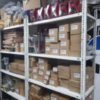 لوازم یدکی و بدنه نو و استوک خارجی|قطعات یدکی و لوازم جانبی|شیراز, ریشمک|دیوار