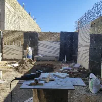 نیازمنده شاگرد برا اینکه پارچ دوغ آب دستمون بده