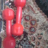 یک جفت دمبل ۵ کیلویی