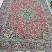 دو فرش ۱۲ متری به فروش میرسد