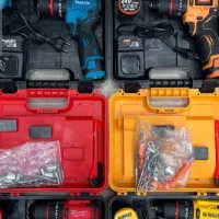 باطری وشارژی