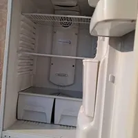 یخچال بسیار سالم