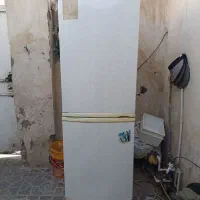 یخچال فریزر در حد نو