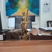 اتاق اداری دفتر وکالت اشتراکی وکیل وکلای کارآموز