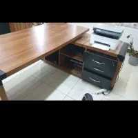 میز و صندلی مدیریت