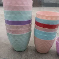 گلدان پلاستیکی