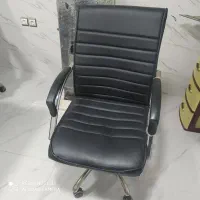 صندلی اداری چرخدار