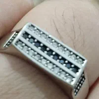 حلقه ی نو شیک نگین دار هدیه‌ی عالی برای مردان