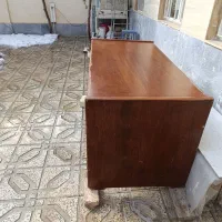 میز تحریر|میز تحریر و کامپیوتر|میانه, |دیوار