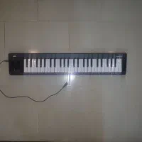 میدی کیبورد کرگ ۴ اکتاو تاچ