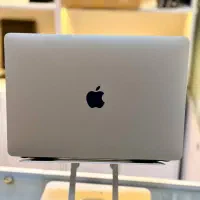 لپ تاپ macbook 2019 با رم ۱۶/مک بوک