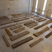 گهواره کودک و تیر و تخته چوبی|اسباب و اثاث بچه|اصفهان, صائب|دیوار