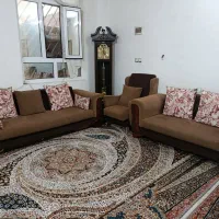 مبل راحتی ۷نفره و میز تلفن و ساعت ایستاده|مبلمان خانگی و میز عسلی|مشهد, منزل آباد|دیوار