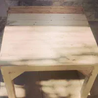 کُرسی های  چوبی