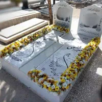 گل آرایی مزار و مراسم ترحیم