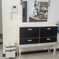آینه و کنسول