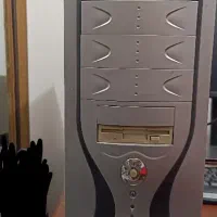 کامپیوتر مناسب کارهای اداری و بازی.