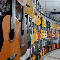 گیتار رایگان و هدیه به علاقمندان|گیتار، بیس، امپلیفایر|اراک, |دیوار