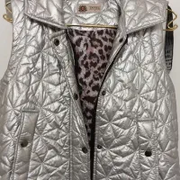 پافر نو|لباس|شاهین‌شهر, فدک|دیوار