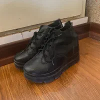 بوت یا کفش دخترونه و زنانه سایز ۳۷|کیف، کفش، کمربند|فردیس, شهرک ناز|دیوار