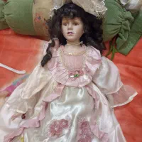 عروسک سرامیکی فرانسوی