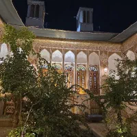 خانه دار.نظافت چی.خدماتی