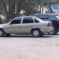 دوو سی یلو سدان، مدل ۱۳۸۰